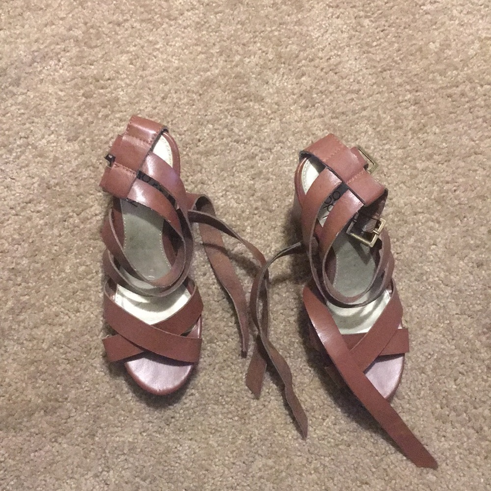 Brown wedges